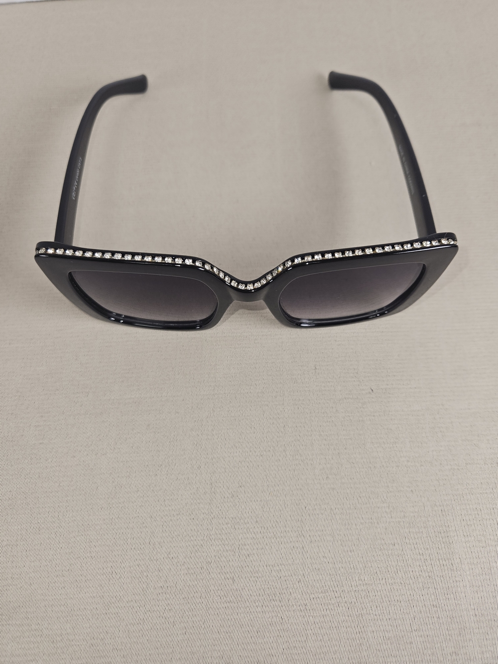 Black Oversized Square Women's Sunglasses - Picture 2 of 11